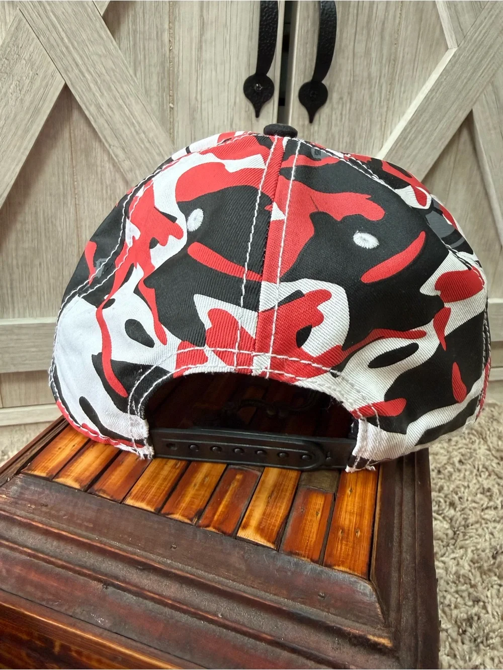 Star Wars Galactic Empire Red Camo Snapback Hat - Like New